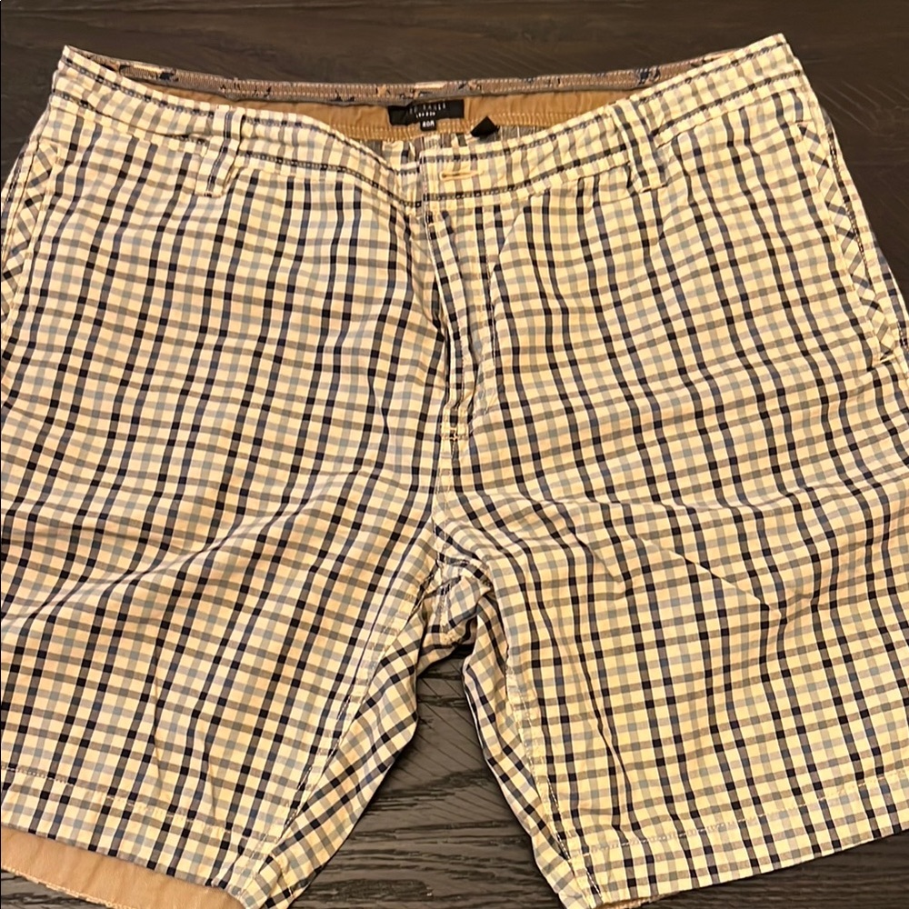 2 Ted Baker Plaid Shorts - Picture 2 of 5
